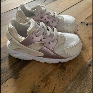Nike Huaraches toddler